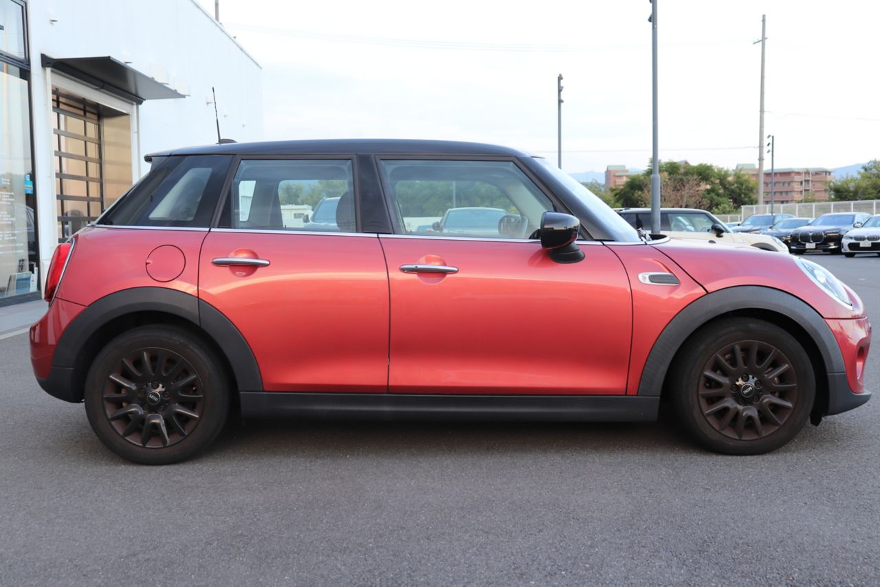 F55 MINI Cooper 5-Door Hatch LCI