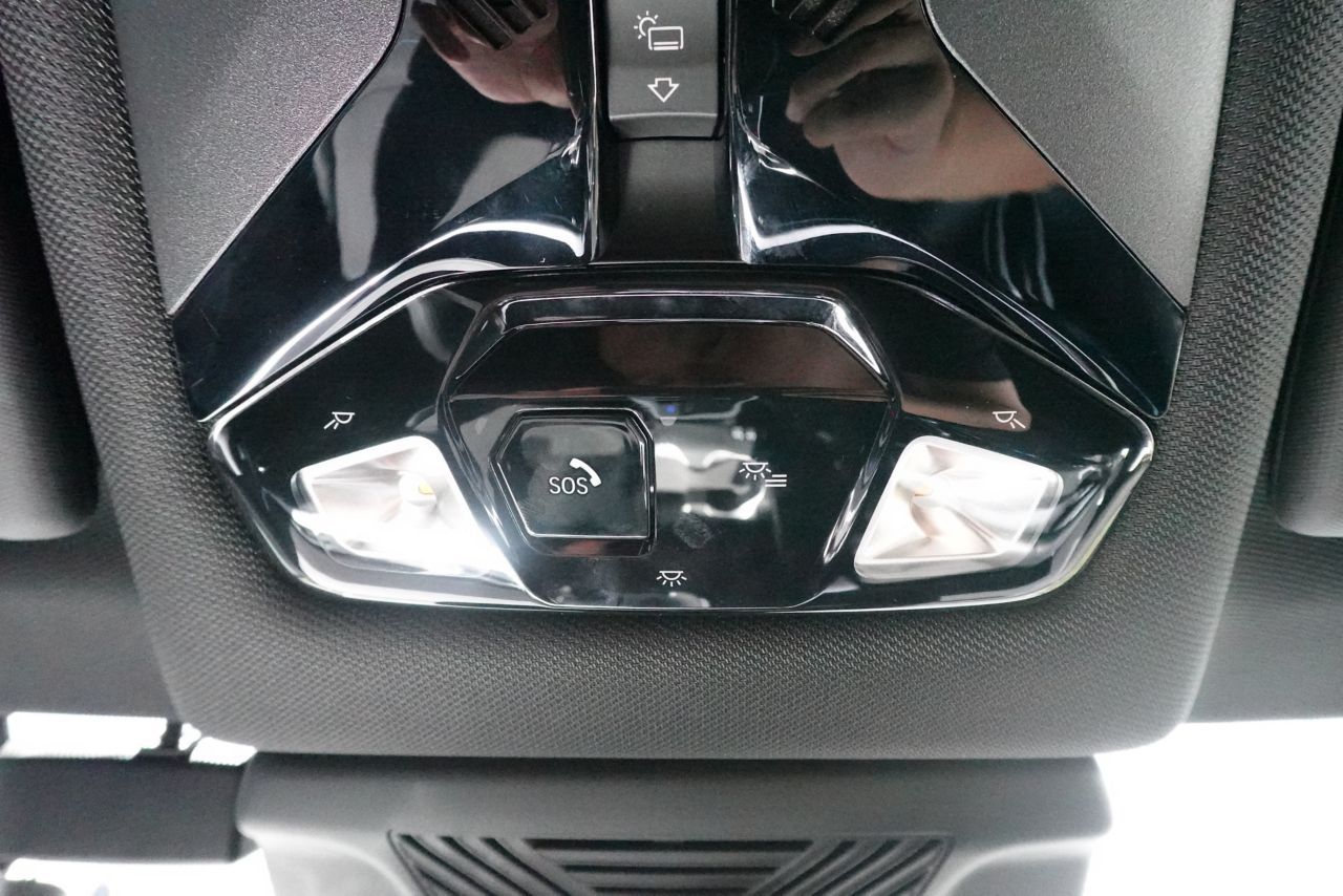 iX2 xDrive30 MSP