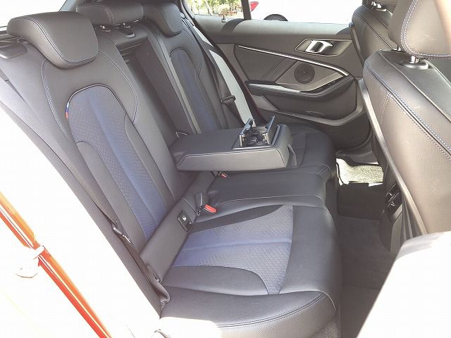 F40 118d Sports Hatch 5-door B47 2.0d