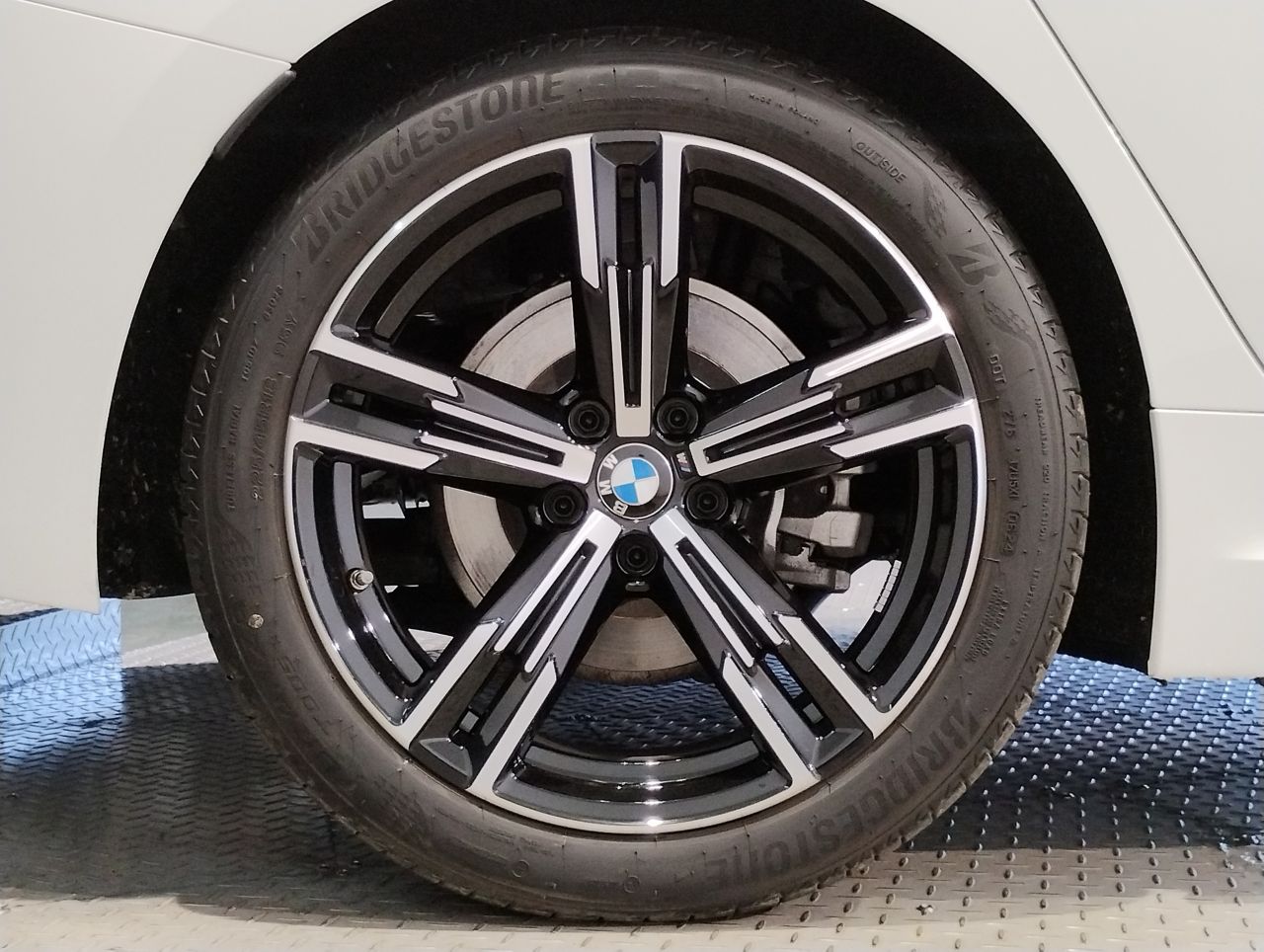 320d xDrive Berline RHD