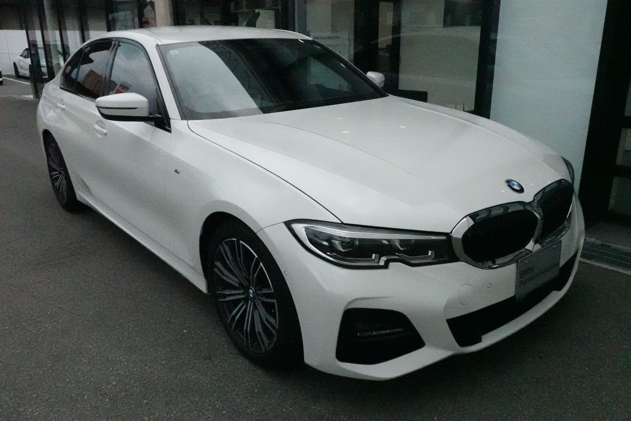 G20 320i Saloon RHD TU