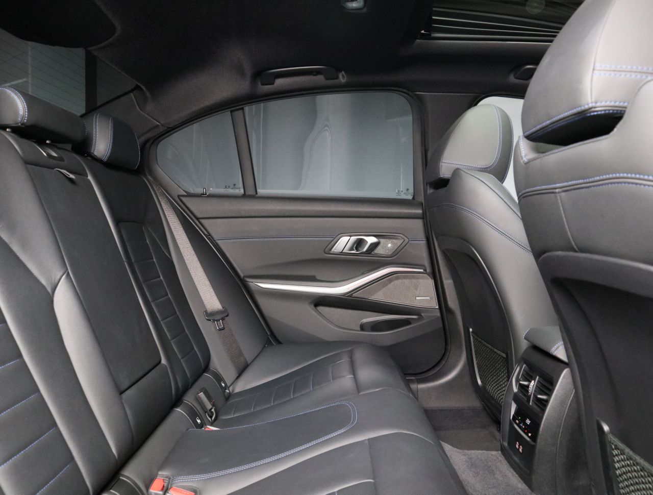 G20 M340i xDrive Saloon RHD