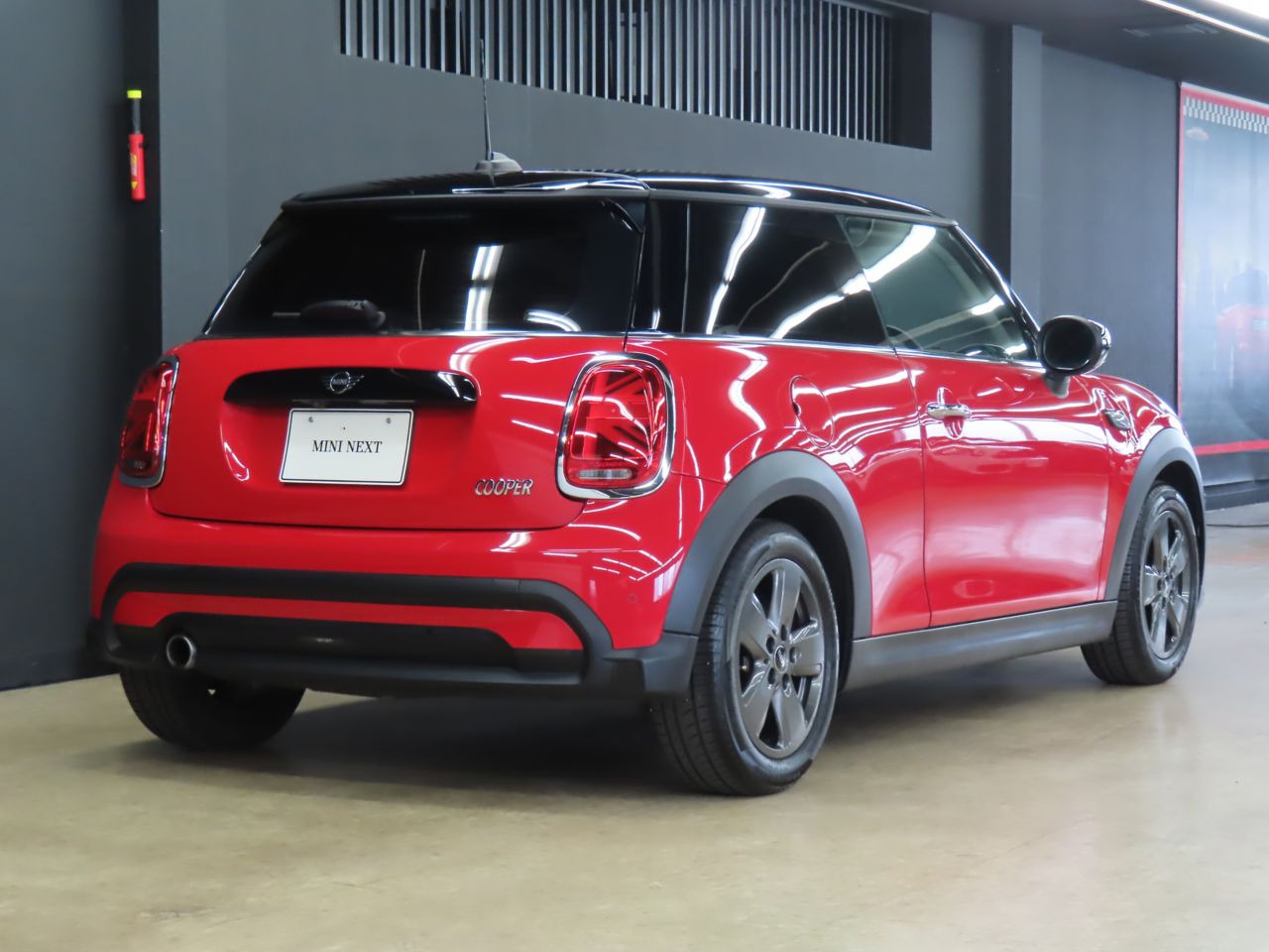 MINI Cooper F56 RHD