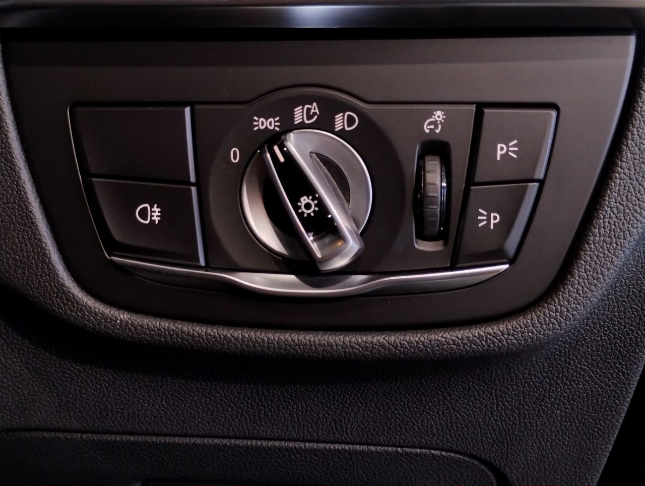 G01 X3 xDrive20d RHD ZA LCI