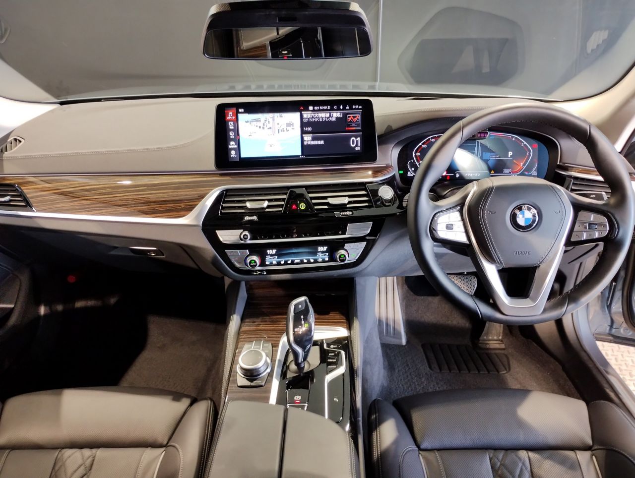 520d xDrive Sedan RHD