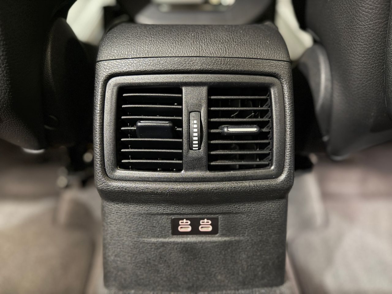 X1 sDrive18i RHD