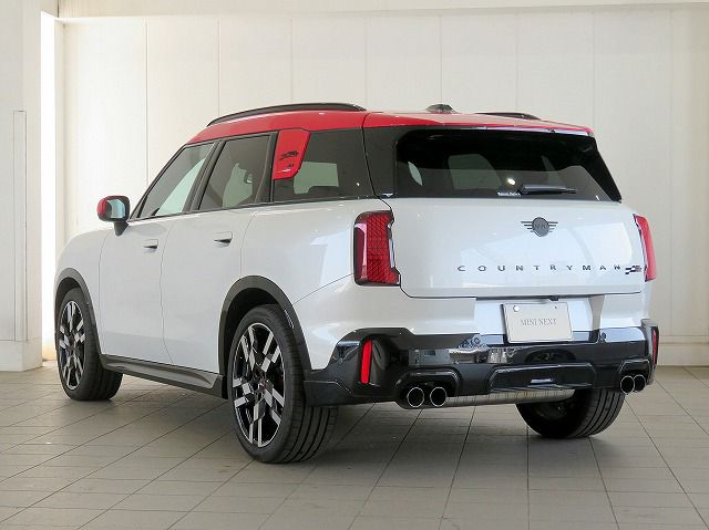 U25 MINI John Cooper Works Countryman ALL4