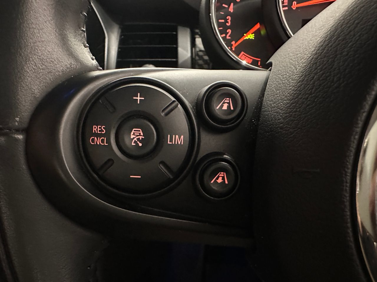 F55 MINI Cooper SD 5dr Hatch LCI