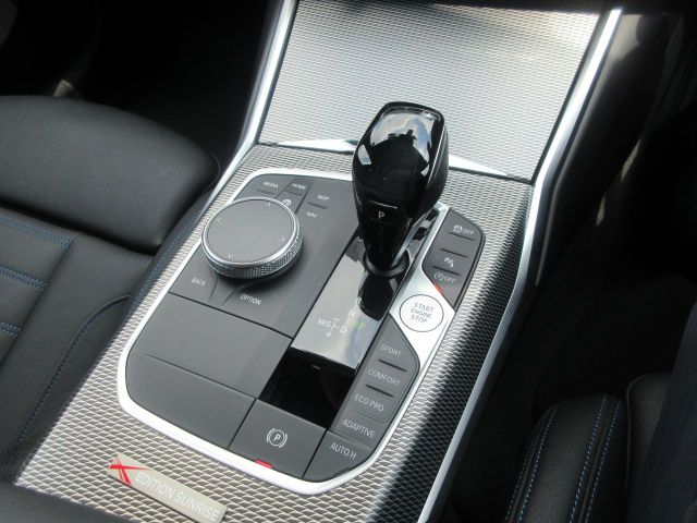 G20 320d xDrive RHD Saloon
