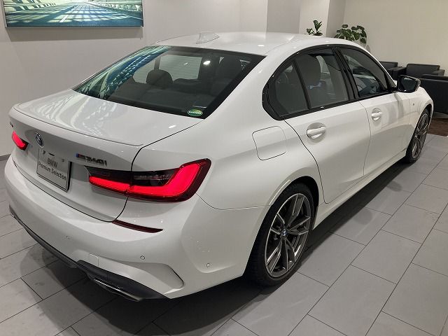 M340i xDrive Berlina