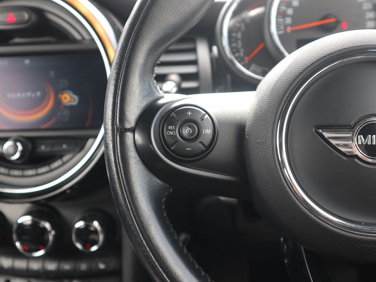 MINI CONVERTIBLE COOPER