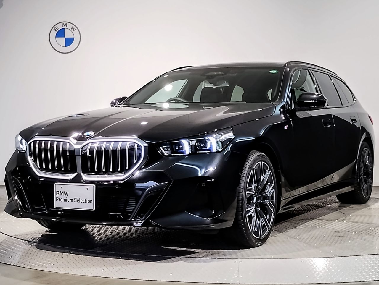 523d xDrive Touring M Sport