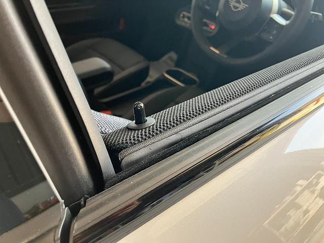 F66 MINI Cooper C 3Dr