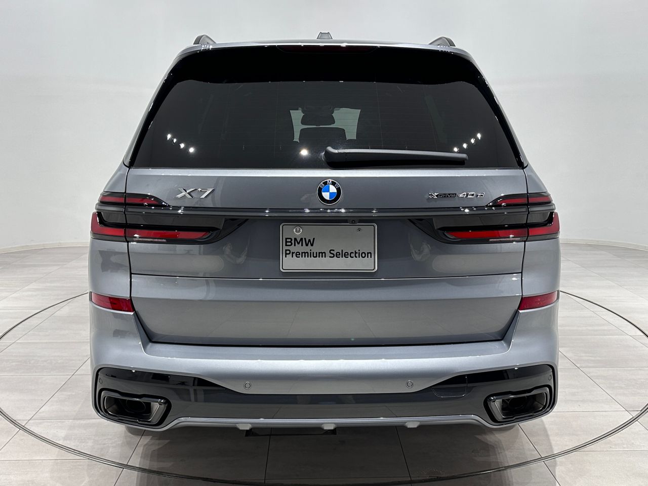 X7 xDrive40d RHD US