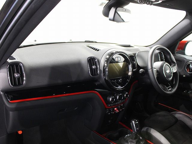 MINI John Cooper Works ALL4 Countryman RHD