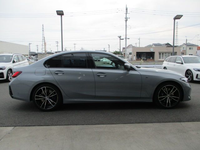 320d xDrive Berline RHD
