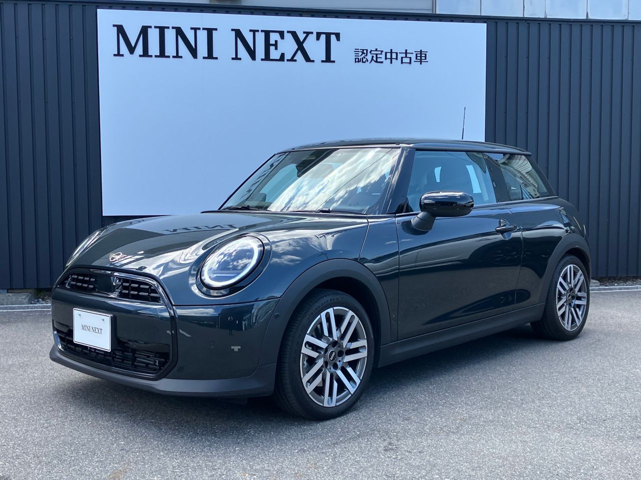 THE NEW MINI COOPER (3 DOOR) C