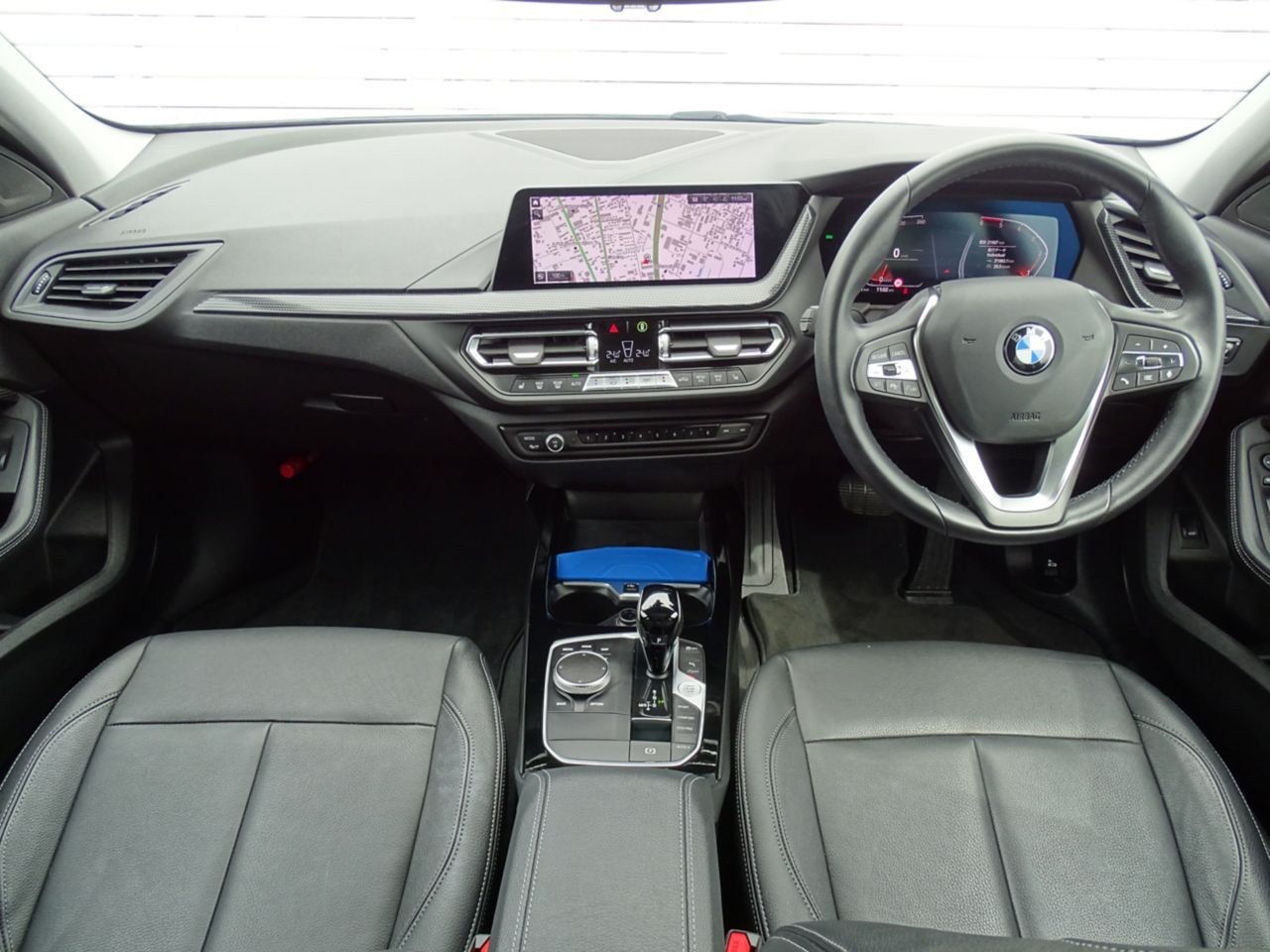 F40 118d Sports Hatch 5-door B47 2.0d