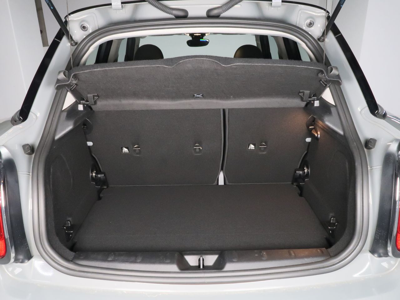 MINI F55 Cooper D 5dr Hatch LCI