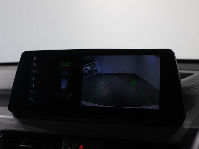 X1 sDrive18i RHD