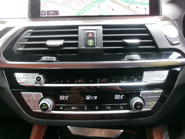 X4 xDrive20d RHD