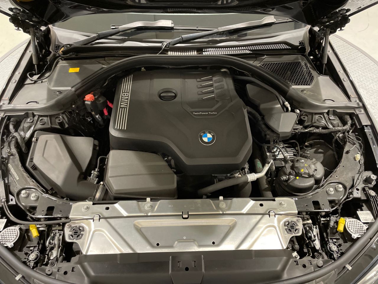 G21 318i Touring