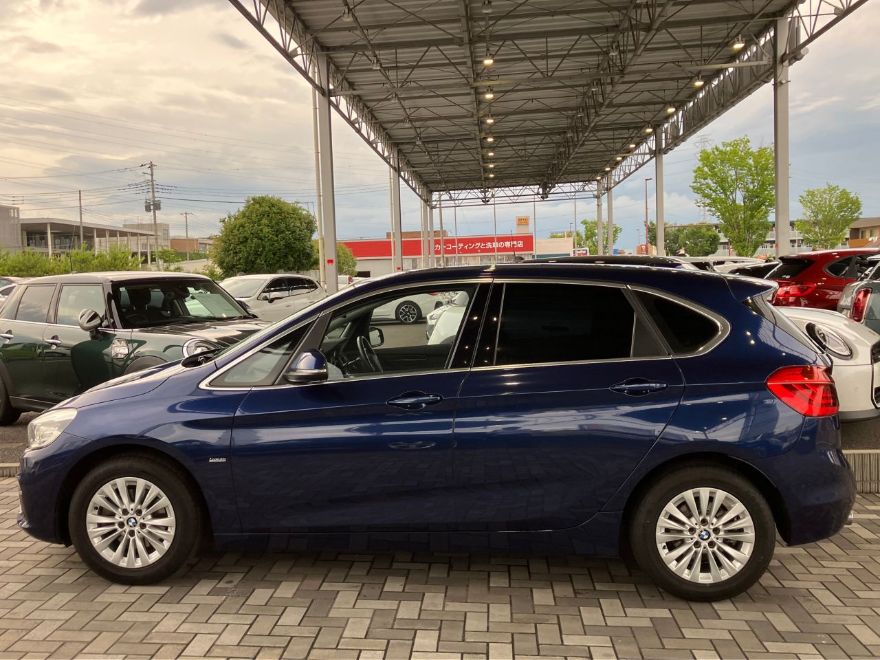 218D ACTIVE TOURER RHD