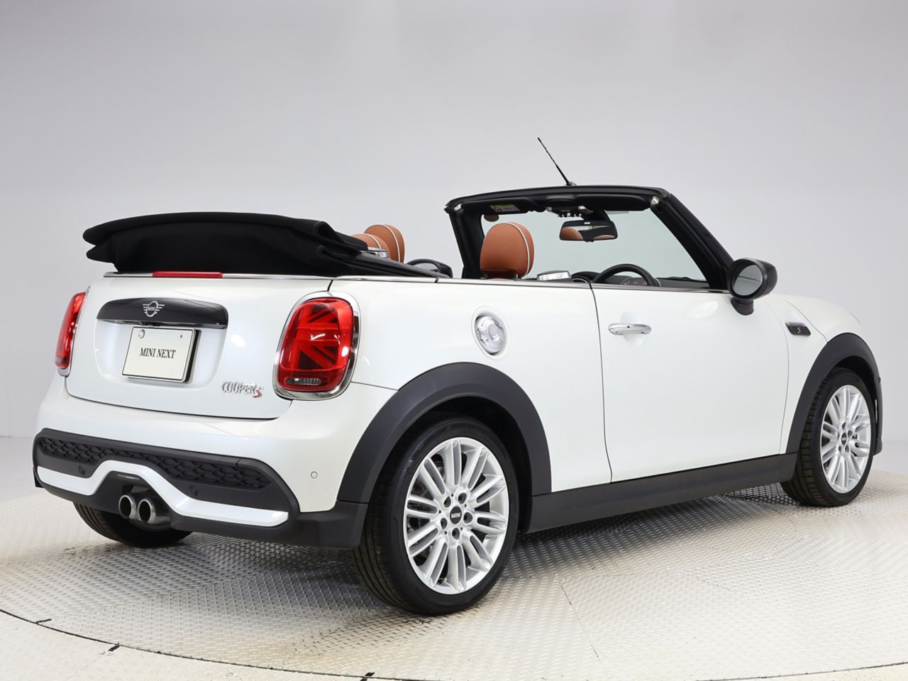 MINI Cooper S Convertible RHD