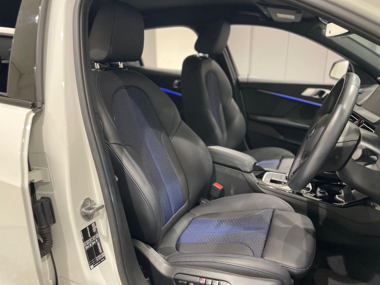 F40 118d Sports Hatch 5-door B47 2.0d