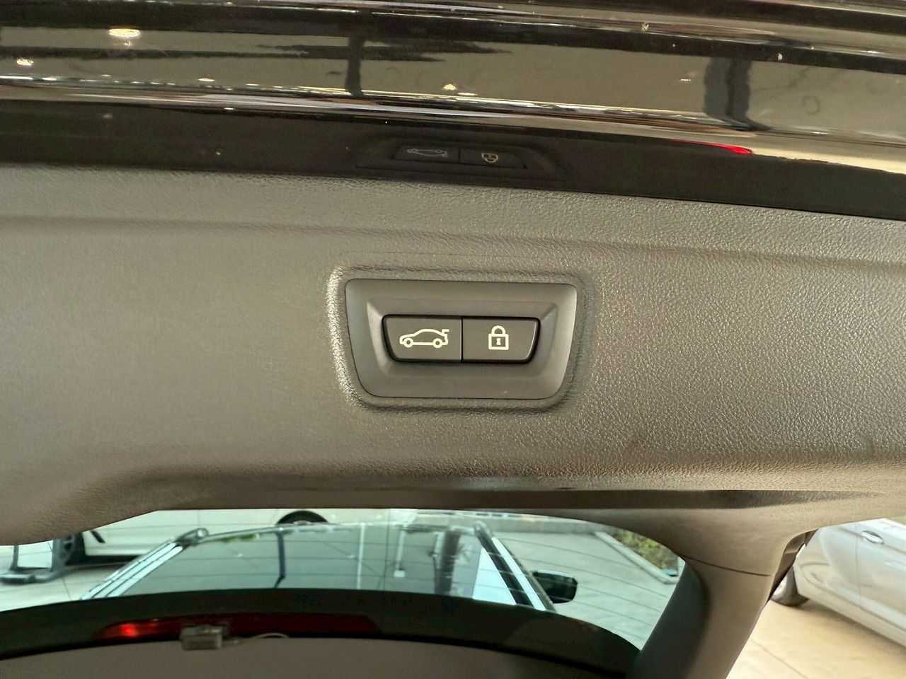 G21 318i Touring
