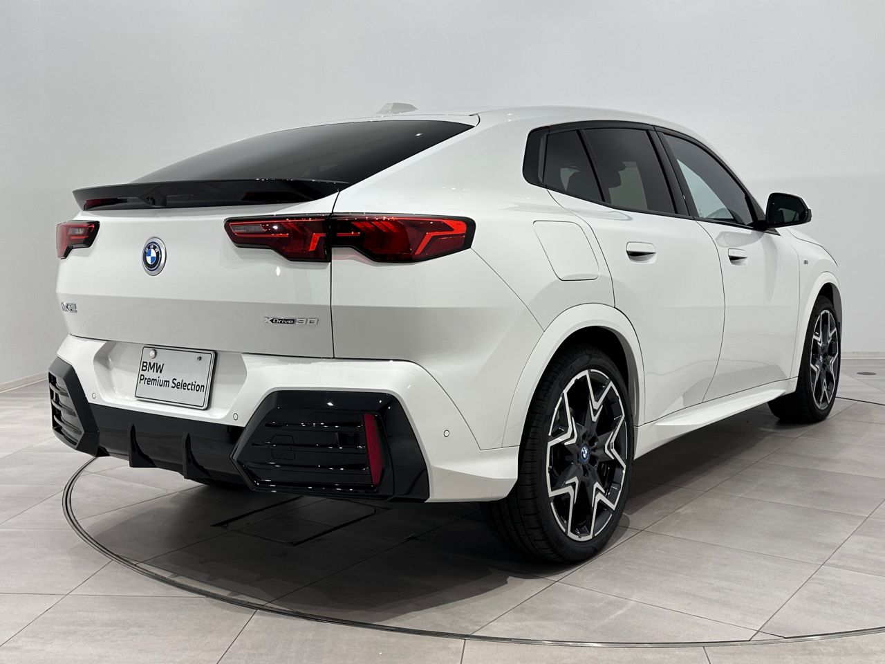 iX2 xDrive30 MSP