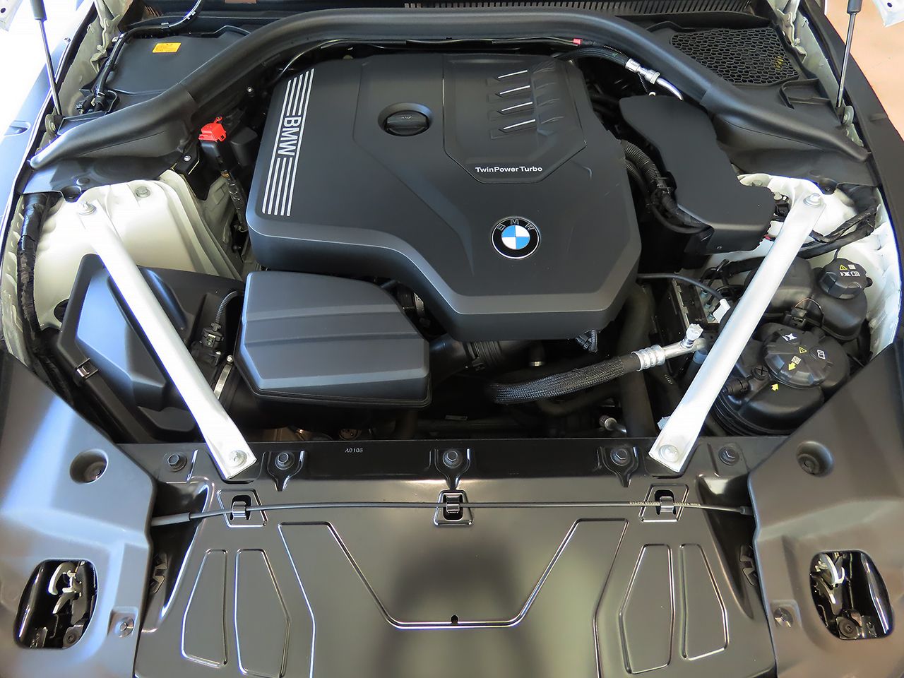 G29 z4 sDrive20i RHD