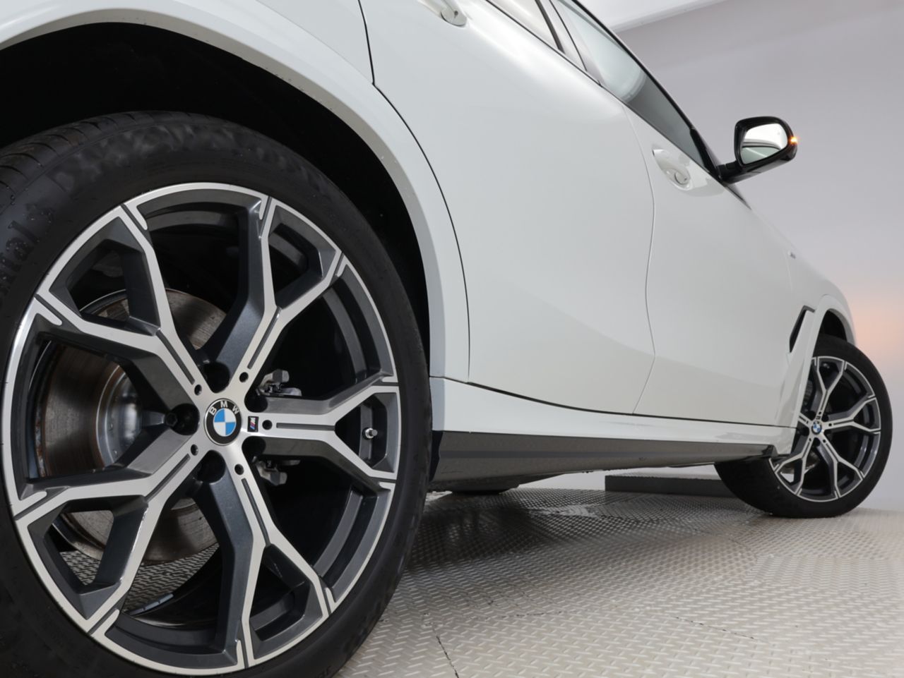 X6 xDrive30d M Sport RHD