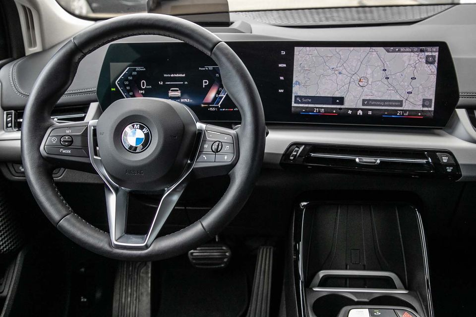 BMW 216