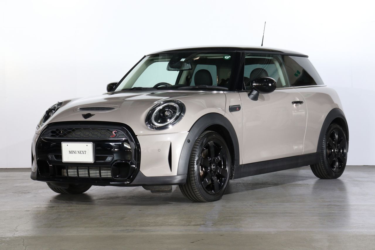 F56 CS