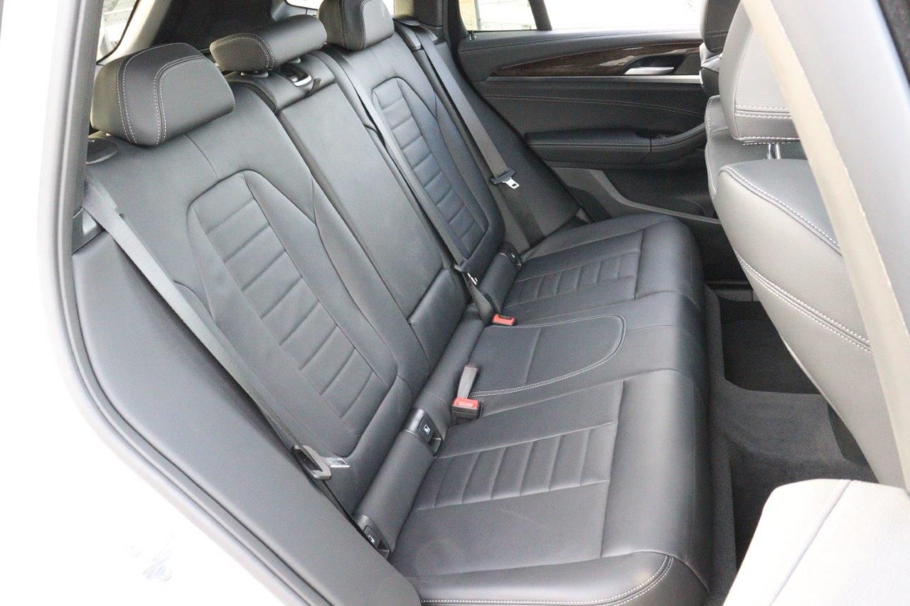 G01 X3 M40i RHD LCI ZA