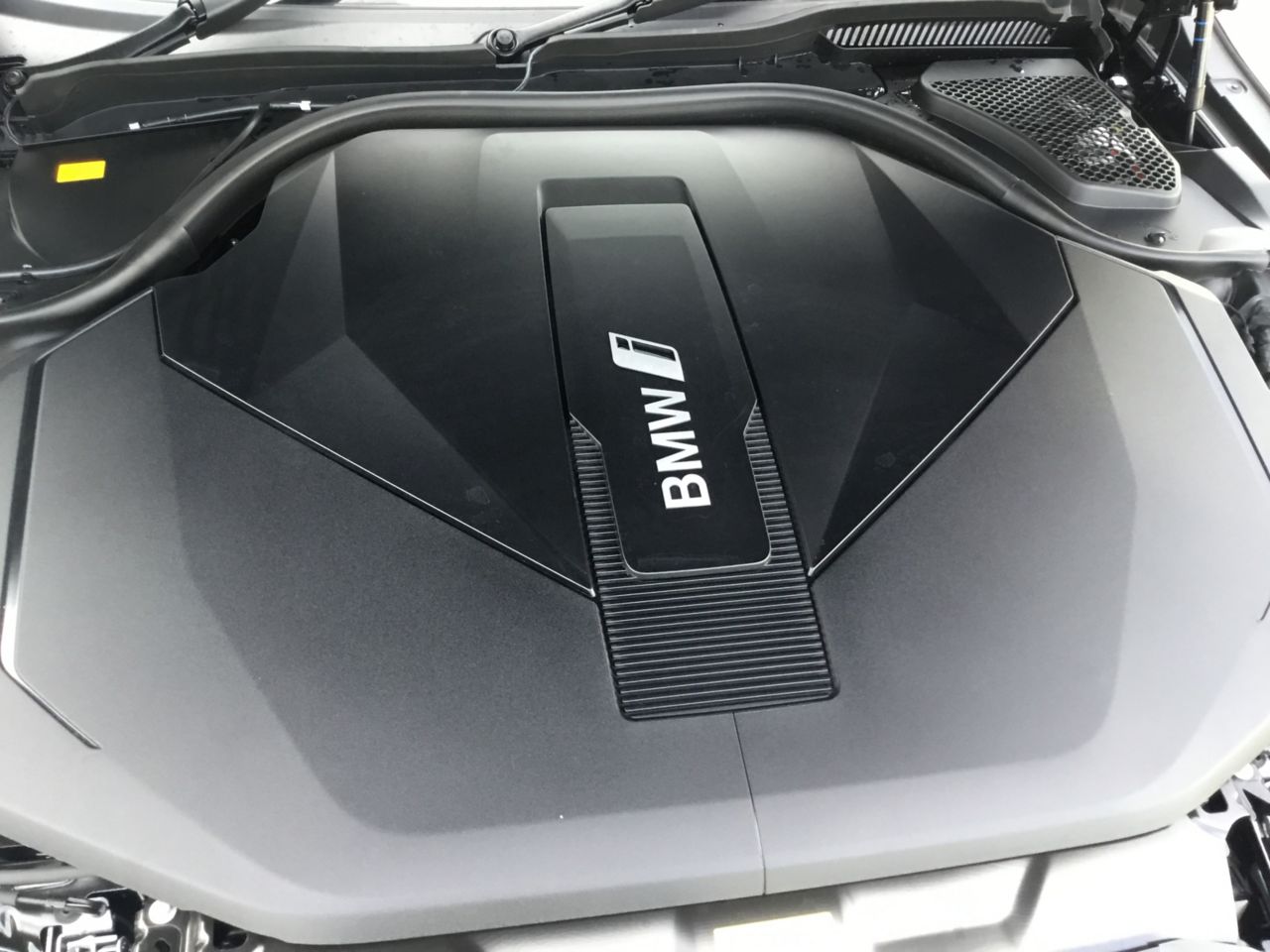 BMW i5 eDrive40 Sedan RHD