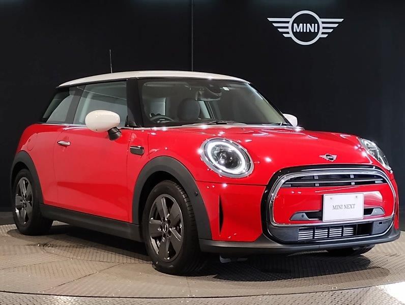 MINI Cooper F56 RHD