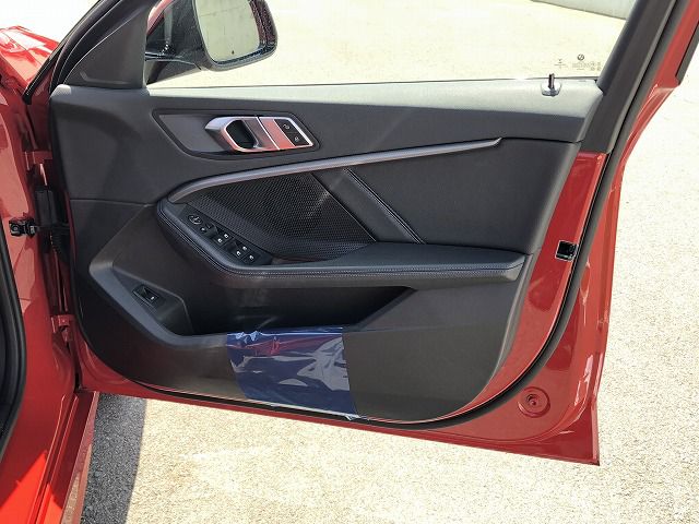 F40 118d Sports Hatch 5-door B47 2.0d