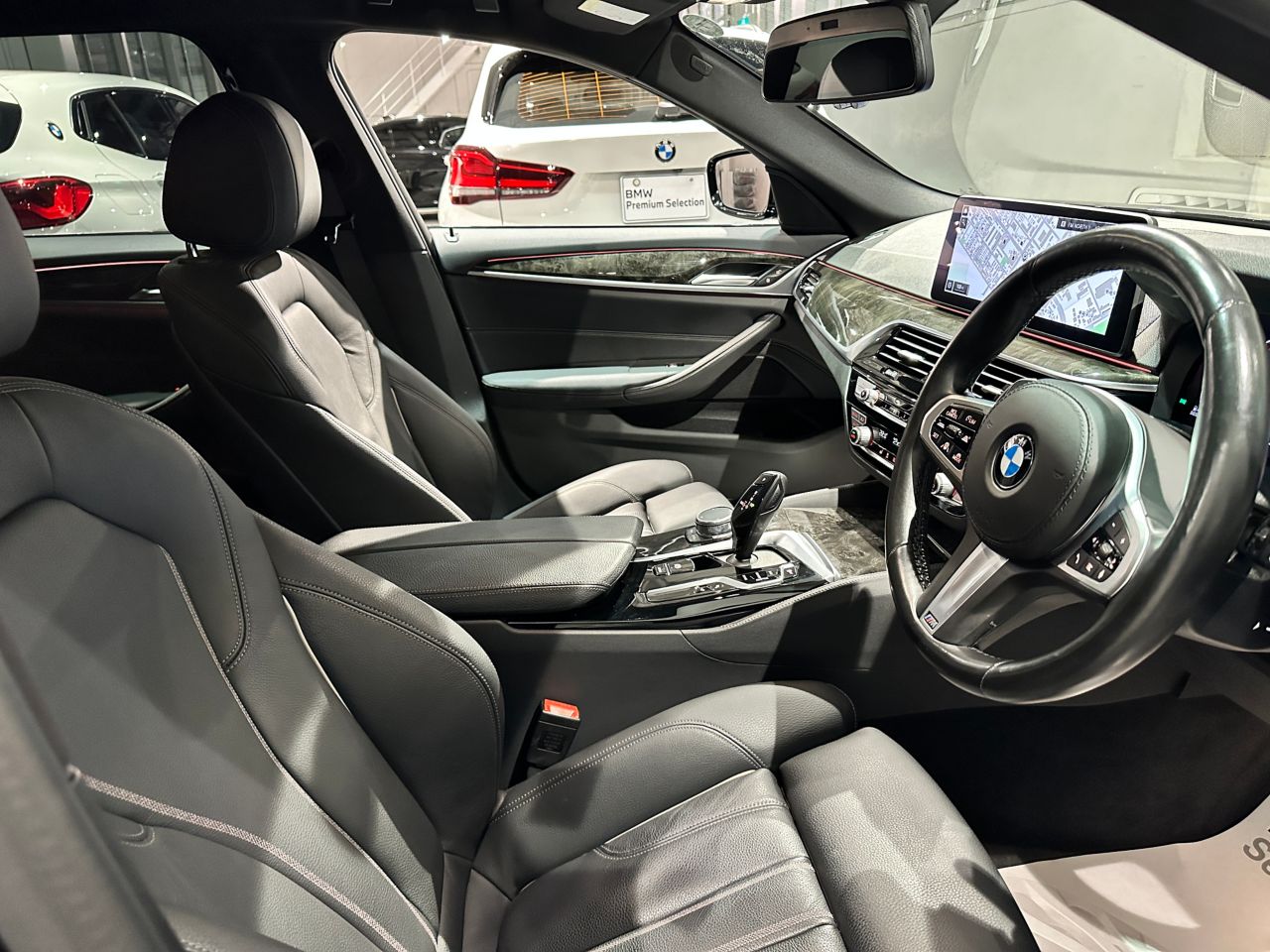 520d xDrive Touring RHD