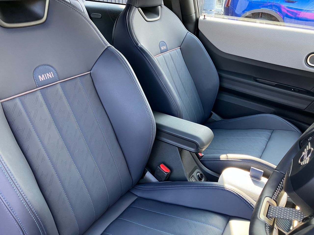 F66 MINI Cooper C 3Dr