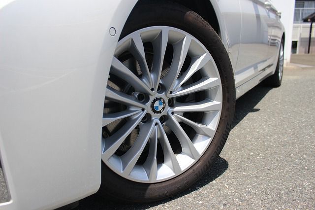 520i Sedan RHD