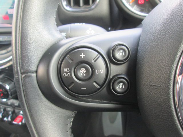 MINI CROSSOVER COOPER D