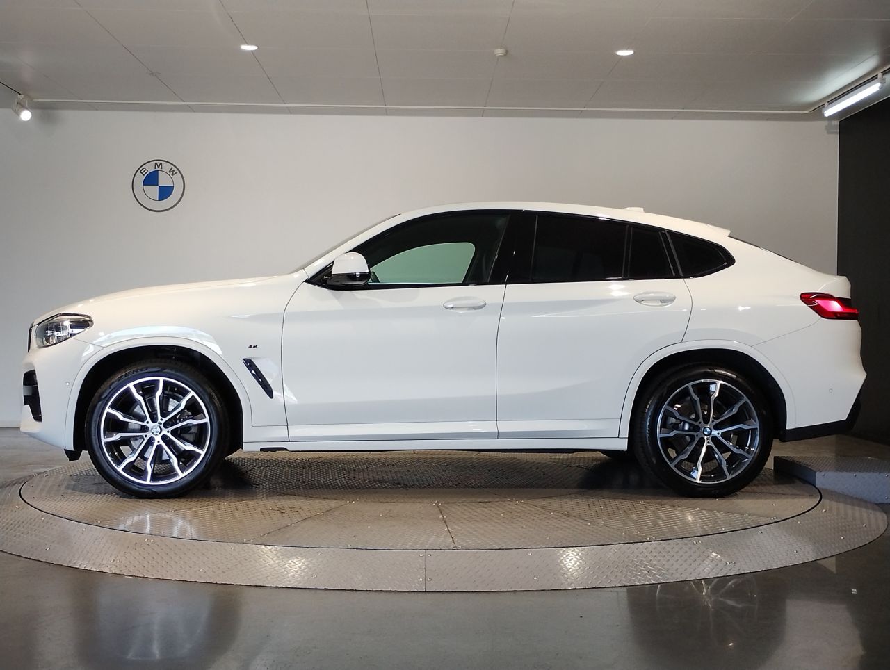 X4 xDrive20d RHD