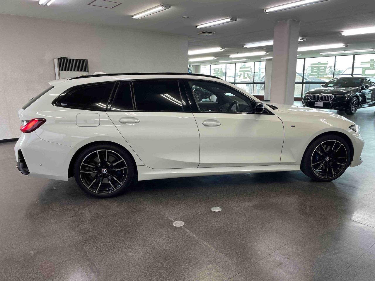 G21 M340i xDrive Touring LCI RHD