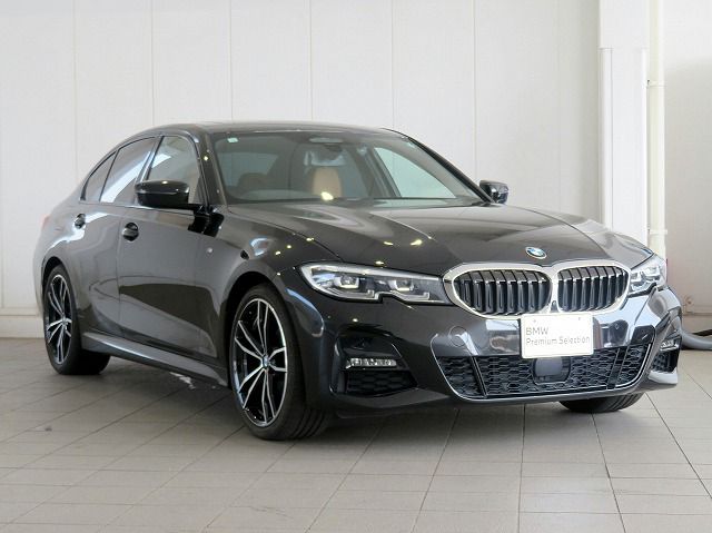 G20 320d xDrive RHD Saloon