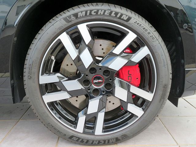 U25 MINI John Cooper Works Countryman ALL4