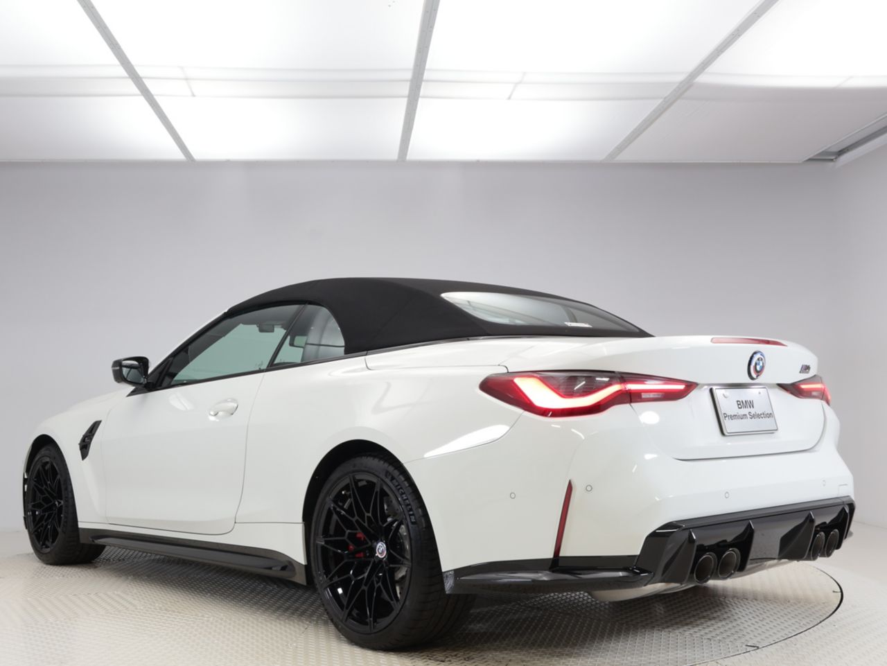G83 M4 Competition M xDrive Competition RHD