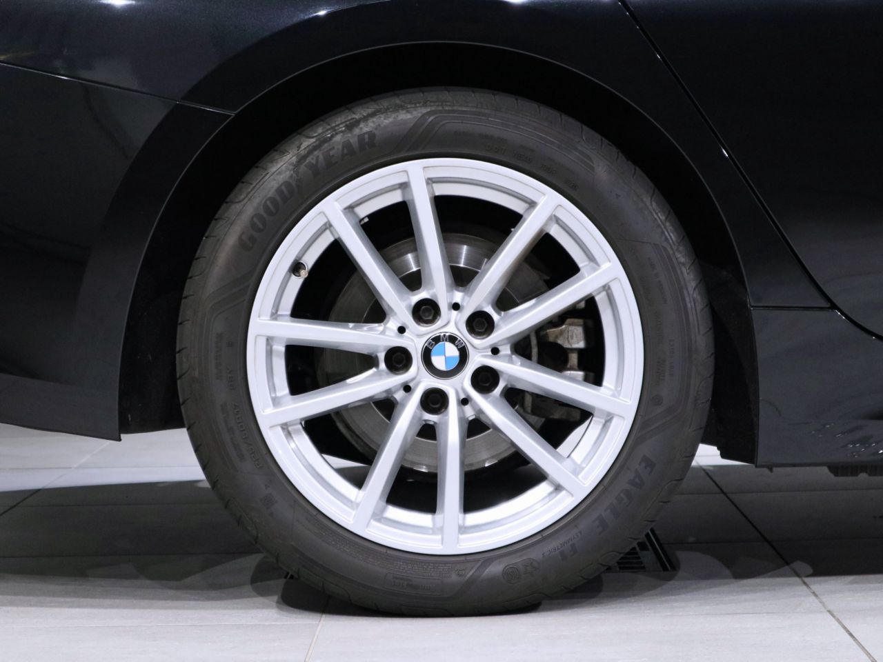 318i Berline RHD