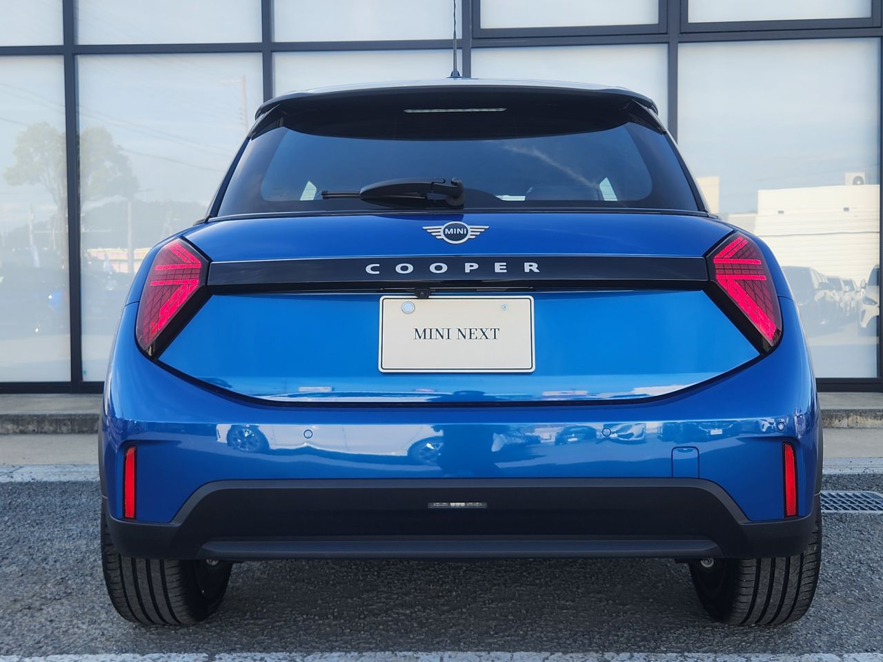 F66 MINI Cooper C 3Dr